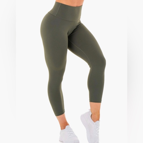 Ryderwear motion 7/8 scrunch bum leggings medium - Picture 4 of 12